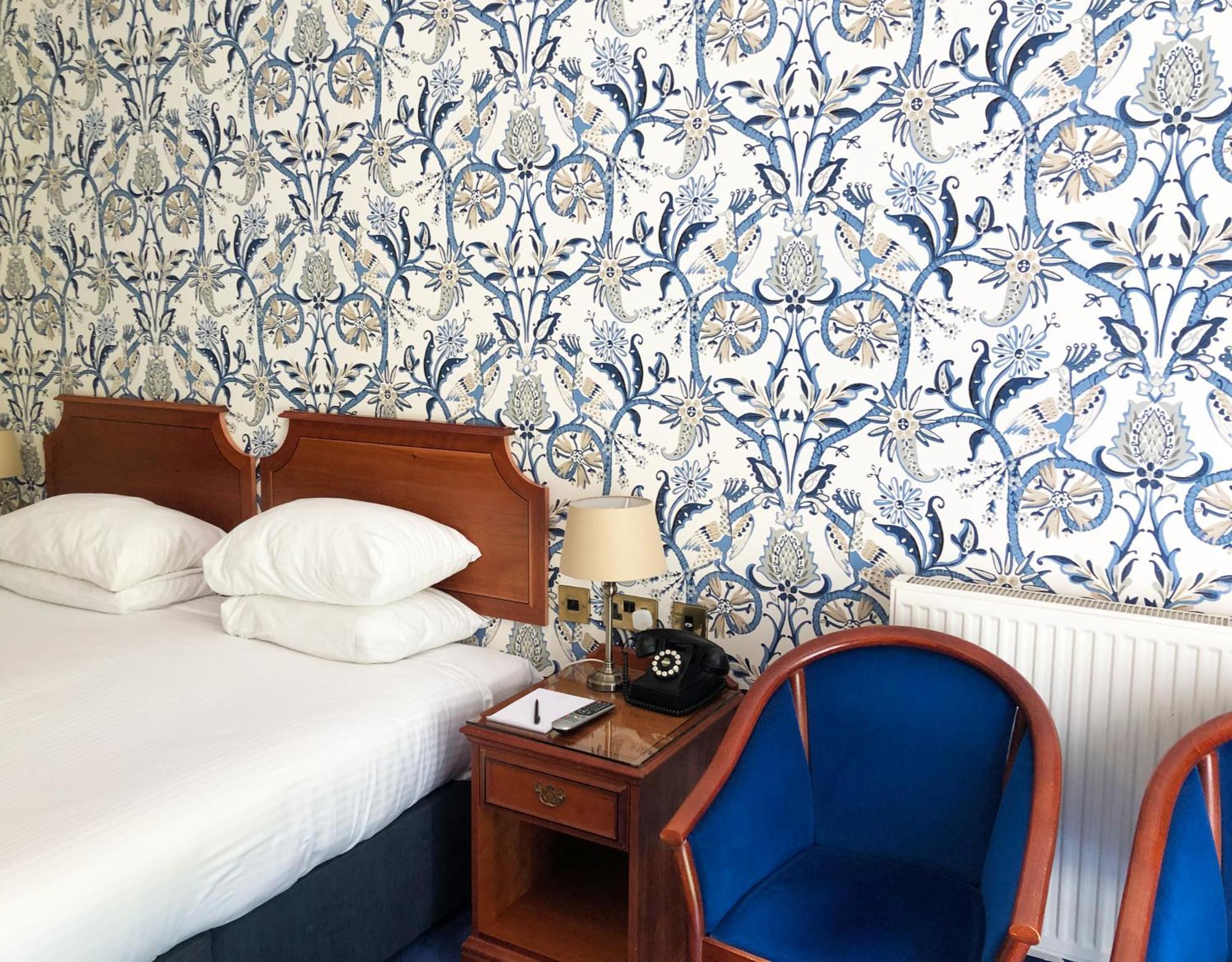 Penventon Park Hotel Redruth Room photo